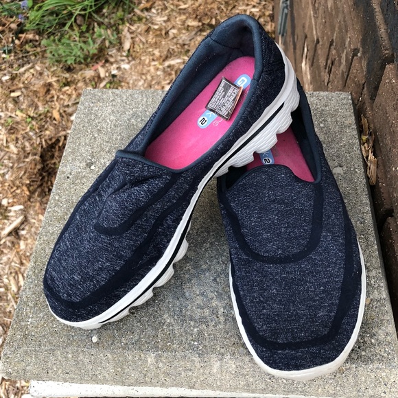 ladies navy skechers